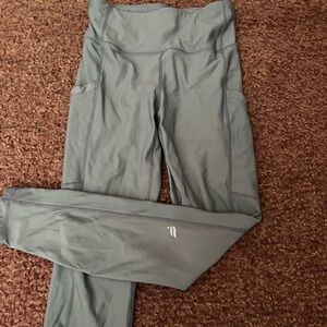 Medium Fabletics leggings